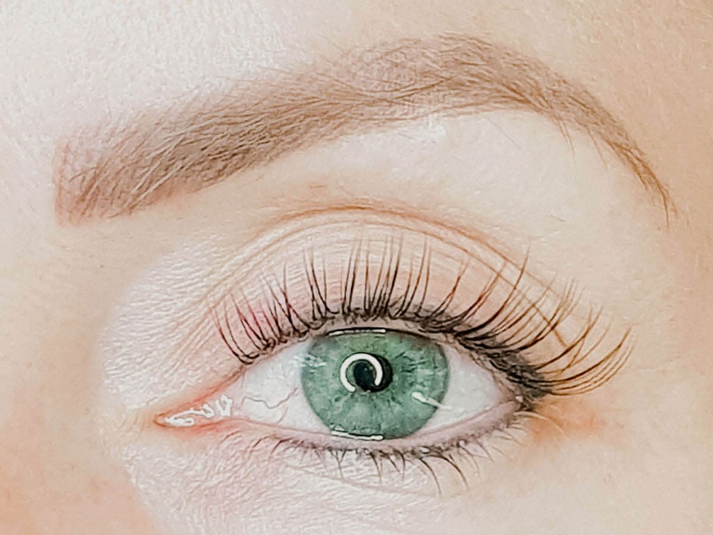 Light natural eyelash extensions