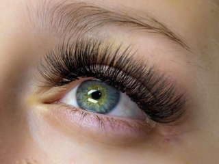 Lash salon near miami