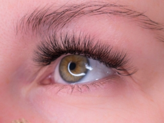 Lashes in Varsity Lakes
