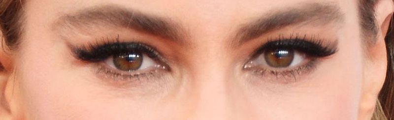 Close set eyes lash style