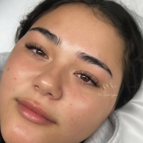 light lash extensions light-lash-extensions