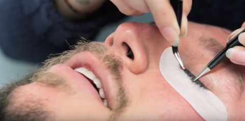 Eyelash extensions for men