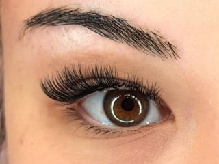 lash extensions around Gold Coast