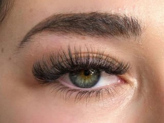 max volume lashes Gold Coast