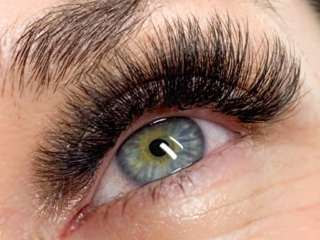 top rated lash salon