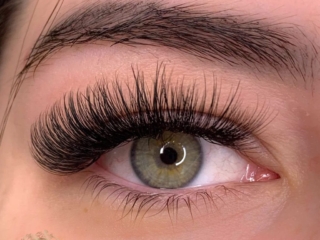 winning lash salon