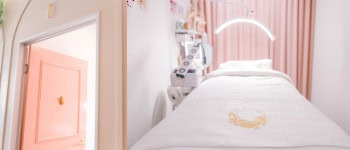 Luxurious lash spa room with elegant decor in Australia.